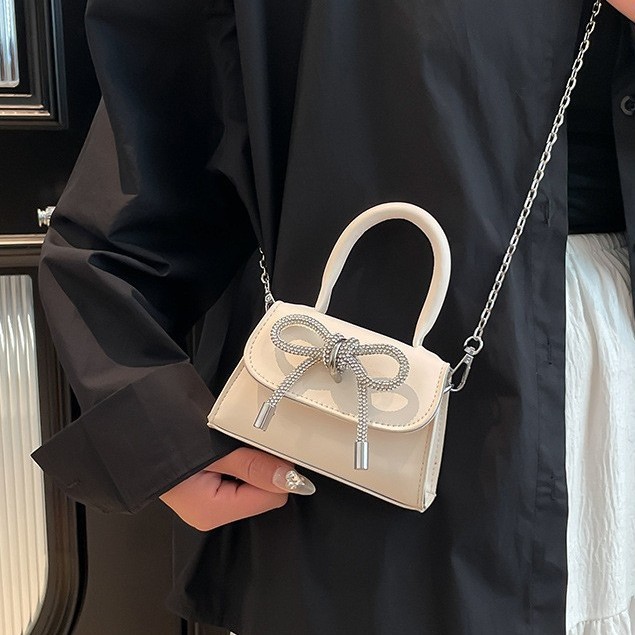 蝴蝶结手提小方包女2025春季新款潮流链条单肩斜挎包时尚气质女包