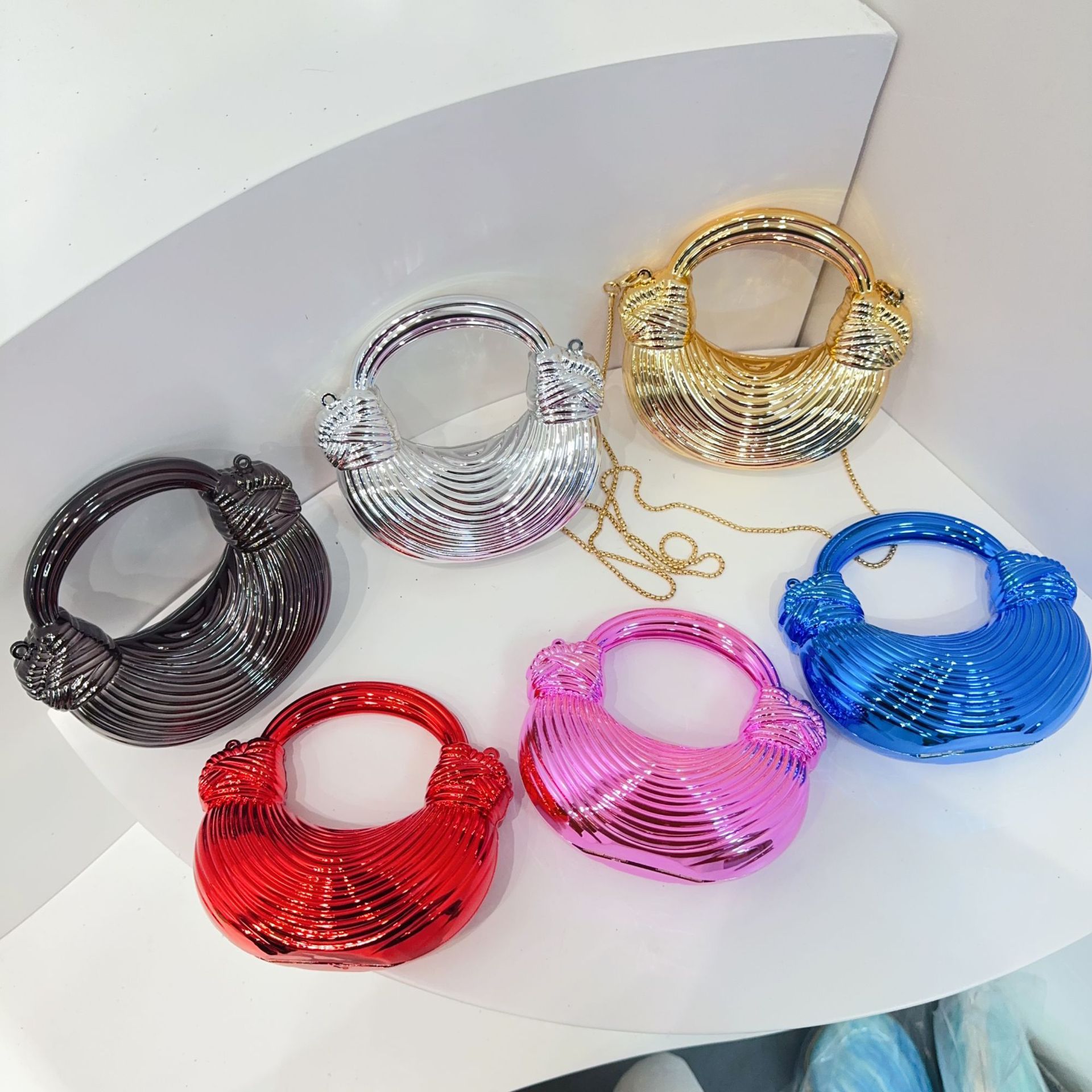 2025跨境外贸亚克力高级感拉面饺子包时尚手提包手拎链条包晚宴包